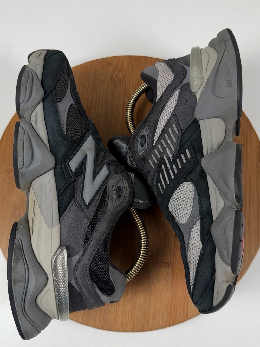 New Balance 9060 Men’s Black and Gray Chunky Athletic Sneakers - Picture 6 of 10